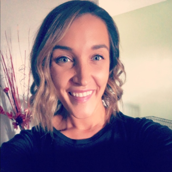 Meet your Posher, Paige - Picture 1 of 1